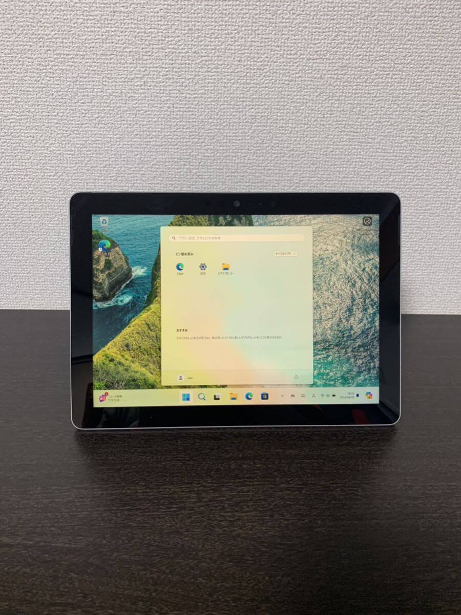 S10 Microsoft Surface Go / Model:1824 CPU: Pentium 4415Y/ メモリー8GB_画像1