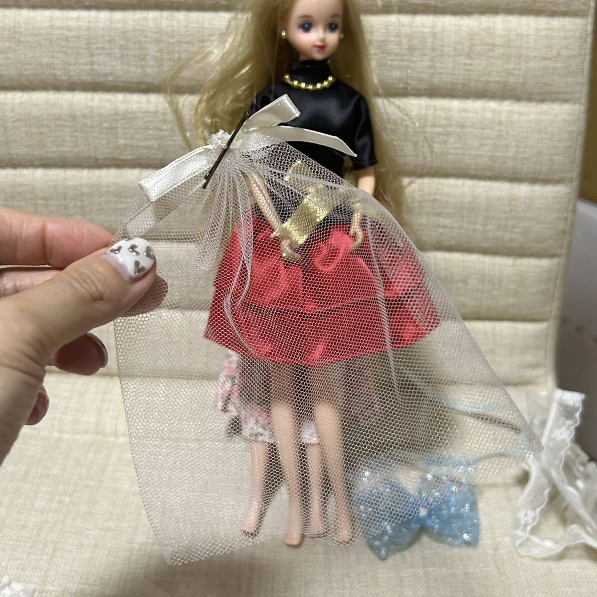 レブロン ジェニーちゃん 1994年 ティモテ ジェニーフレンド 青い瞳 ロングヘアー タカラ TAKARA レトロ 人形 着せ替え人形 日本製 SEの画像8