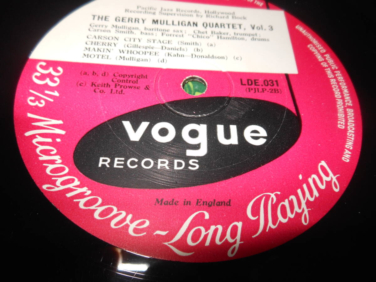 【UK MONO 10’】 GERRY MULLIGAN PLUS LEE KONITZ VOGUE LDE 031 FLAT/DG/ペラ 高音質 _画像4