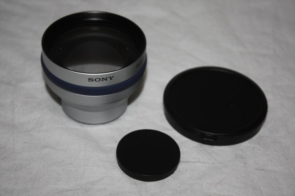 SONY VCL-HG2037X as good as new 2 times tere conversion lens ( search :PXW-,PMW-,HDR-,HXR-,HVR-,Panasonic,AG-AC,AJ-PX)