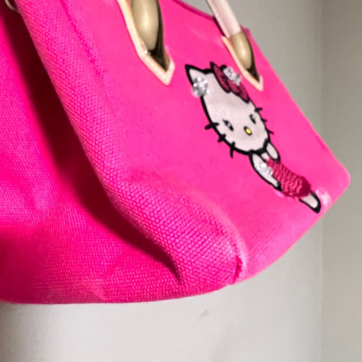美品】Rady × HelloKitty 限定コレクション ハンドバッグ レディ 美品】Rady × HelloKitty 限定コレクション ハンドバッグ レディ
