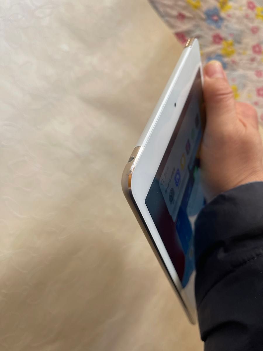 iPadmini4 128GB バッテリー93% ジャンク