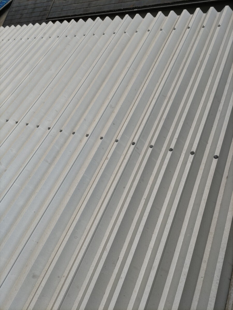 屋根材　折板　幅は600　色限定_画像5