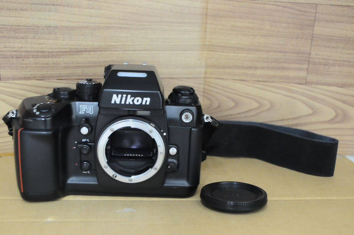 1円〜【美品！】 フィルムカメラ Nikon ニコン F4 一眼レフ フィルムカメラ ボディの画像1