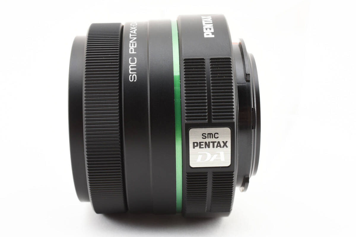 ★新品級★ ペンタックス SMC PENTAX DA 35mm f2.4 AL 元箱入り自然な遠近感で撮影できる標準レンズ 2120928の画像8