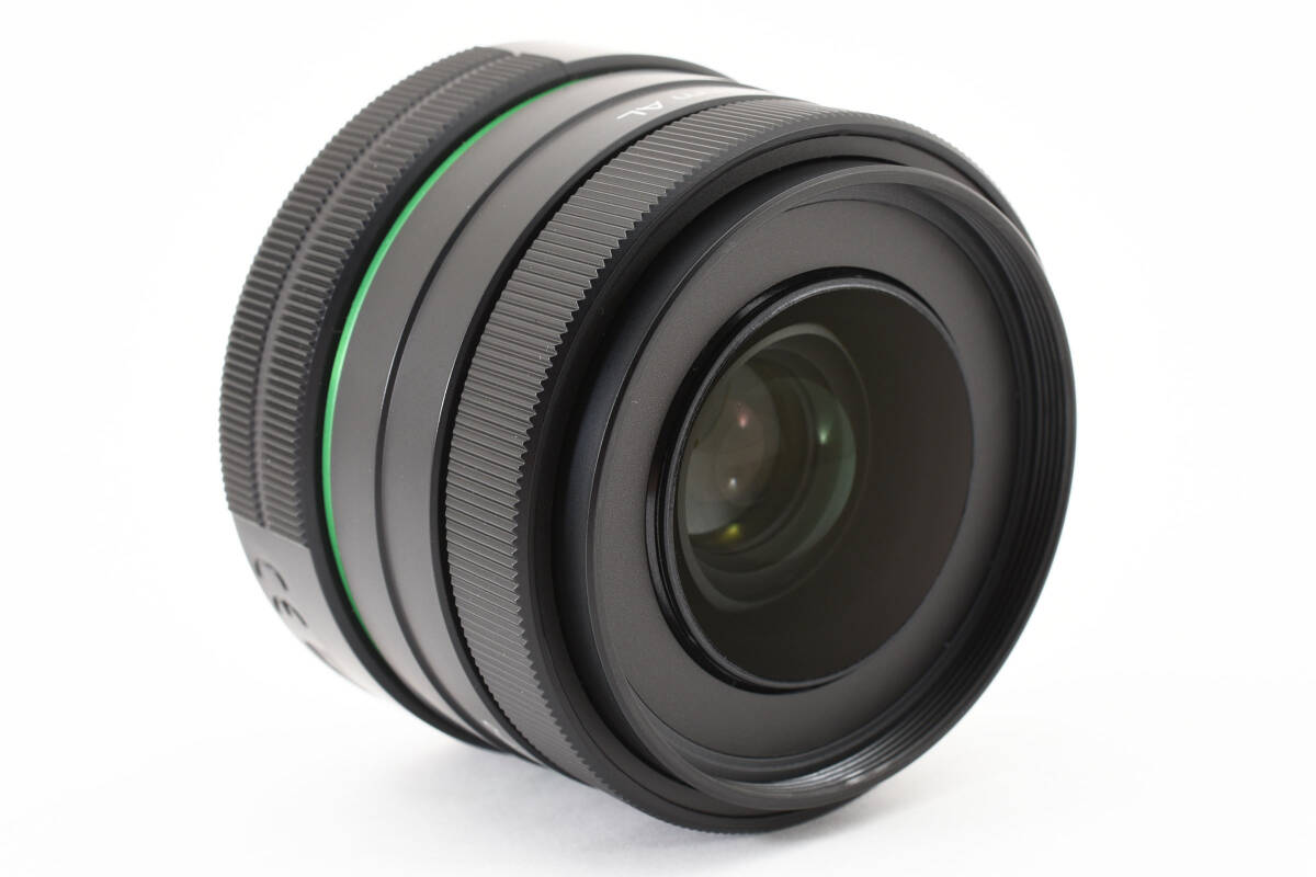 ★新品級★ ペンタックス SMC PENTAX DA 35mm f2.4 AL 元箱入り自然な遠近感で撮影できる標準レンズ 2120928の画像4