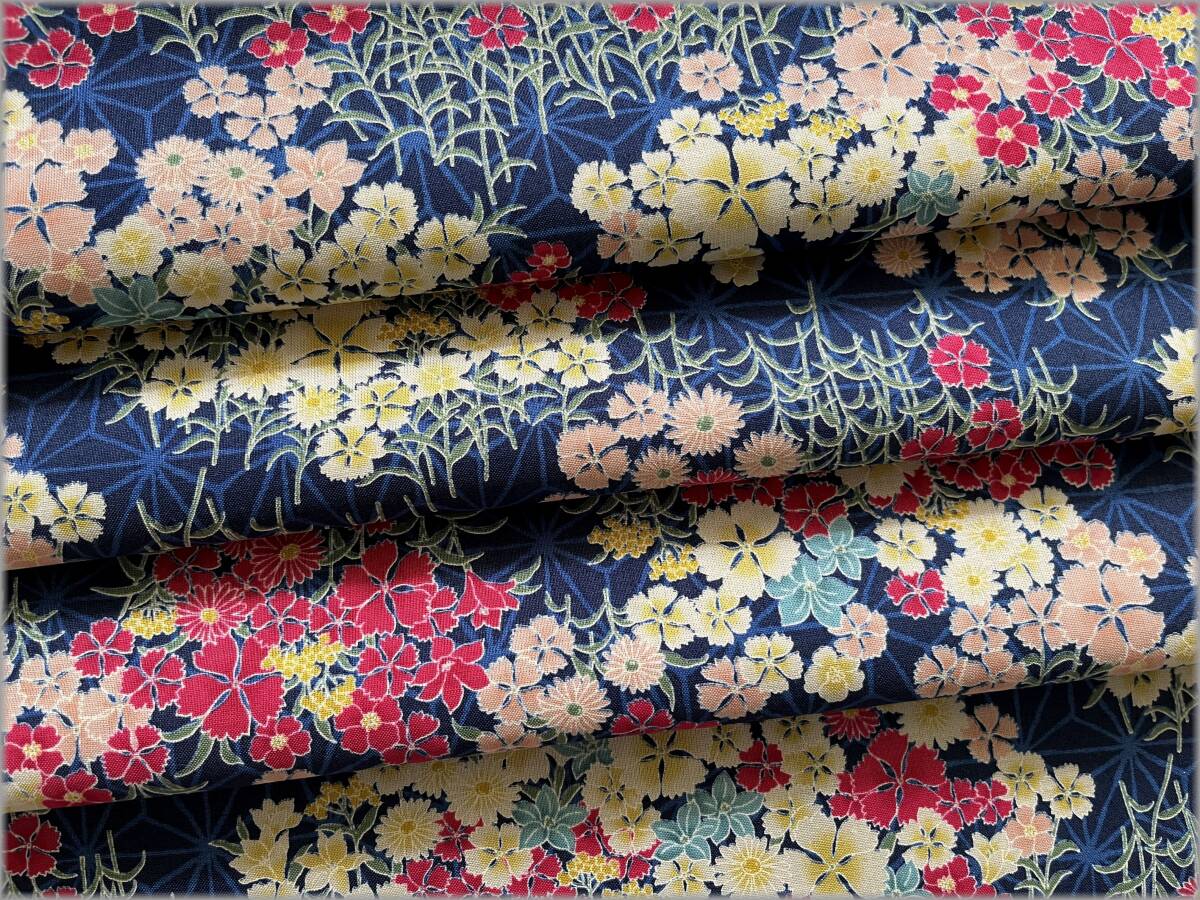 mets★5m*和柄*麻の葉フラワー和花*スケア*navy*コットン*生地A2_画像6