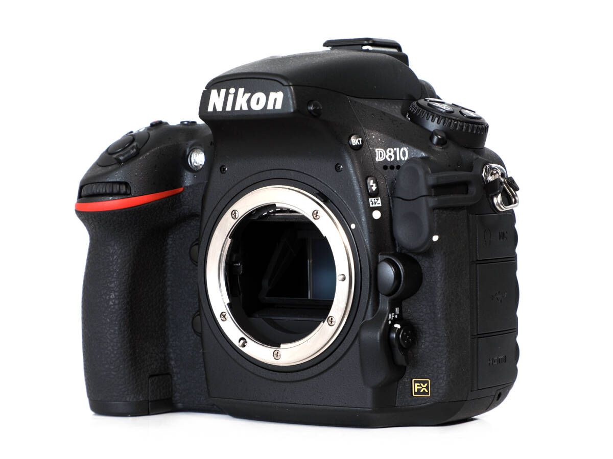 NIKON D810