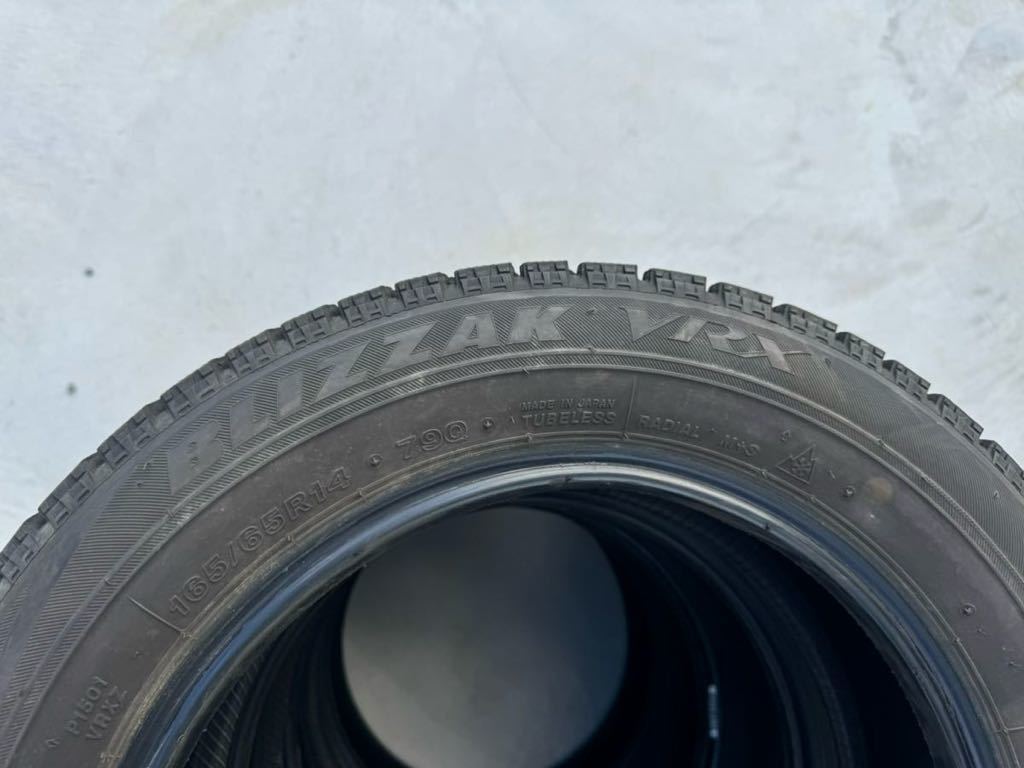 ブリヂストン BLIZZAK VRX スタッドレスタイヤ 165/65R14 2019年 4本_画像5