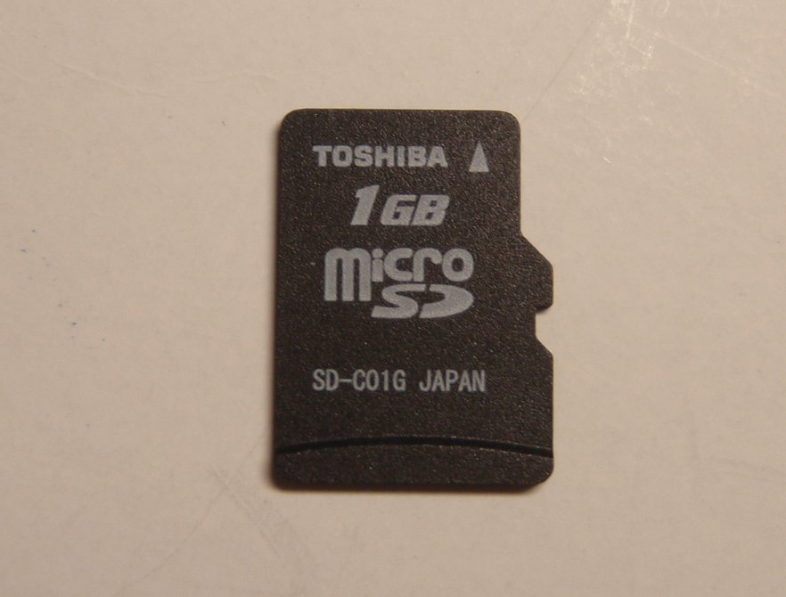 TOSHIBA 1GB microSD карта 