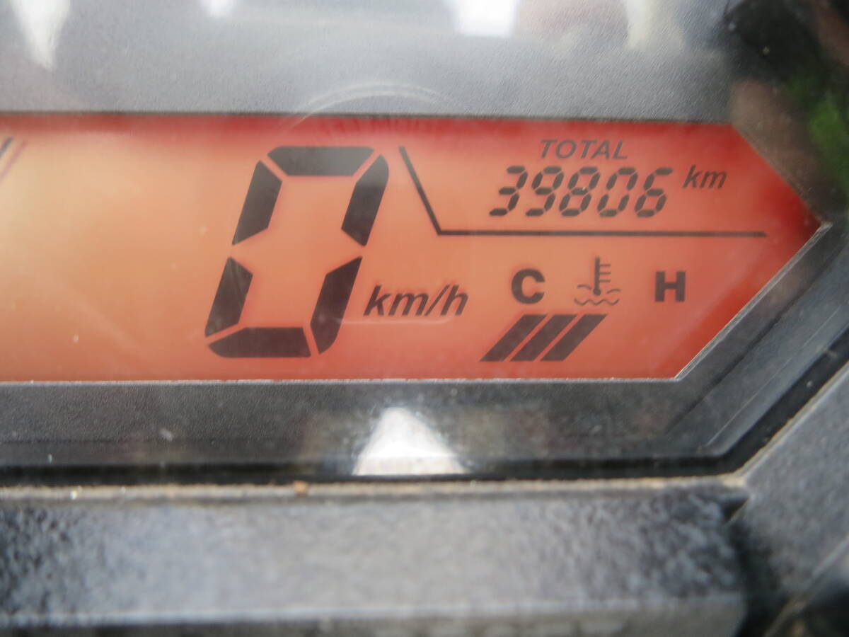 ホンダ　CBR250R　シングルシート仕様　実働中古美車　タイヤ前後バリ山　バッテリーフル充電済み　ナンバー登録書類有り