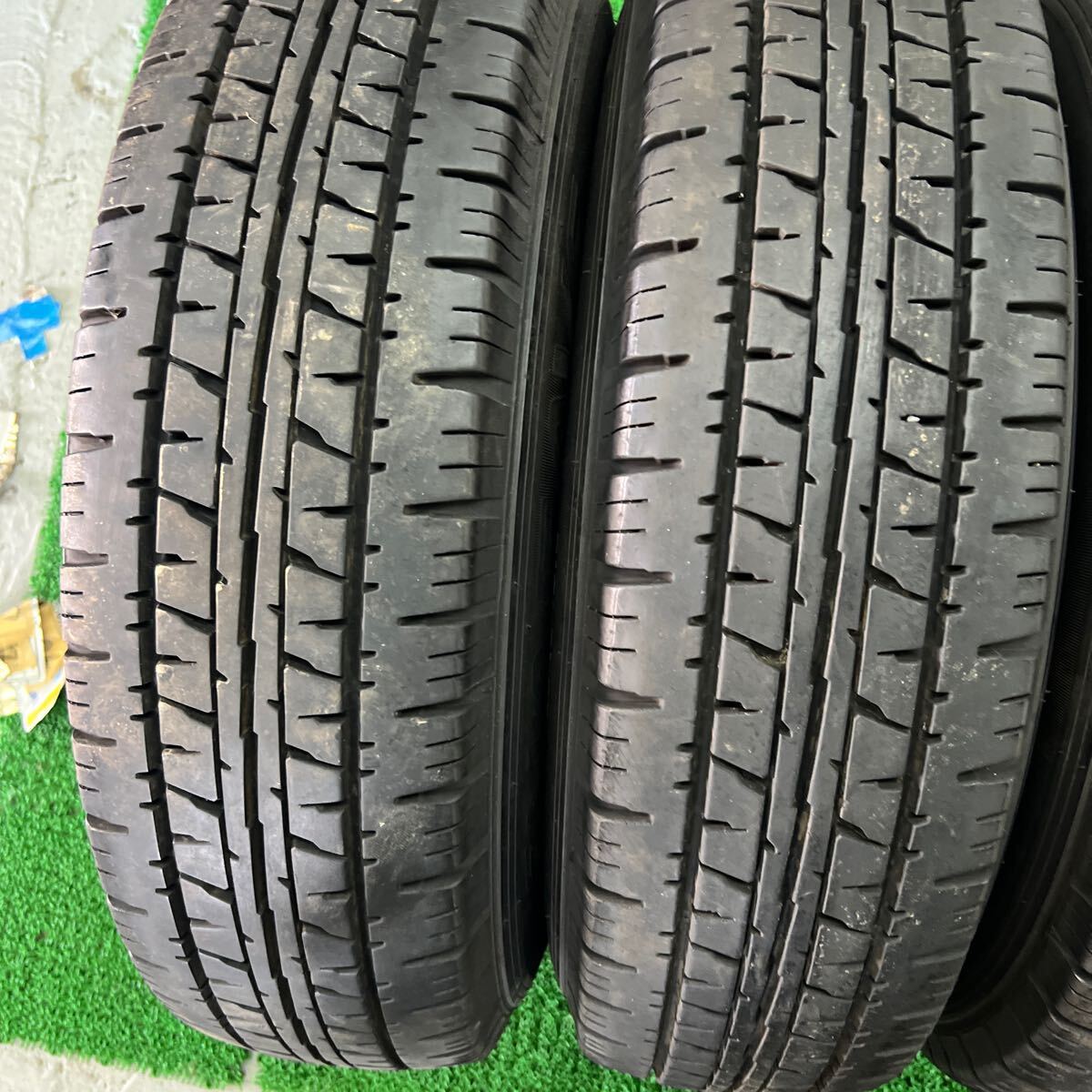 200系ハイエース・レジアス　溝ありダンロップ195/80R15 ワーク　work 4本セット車検対応