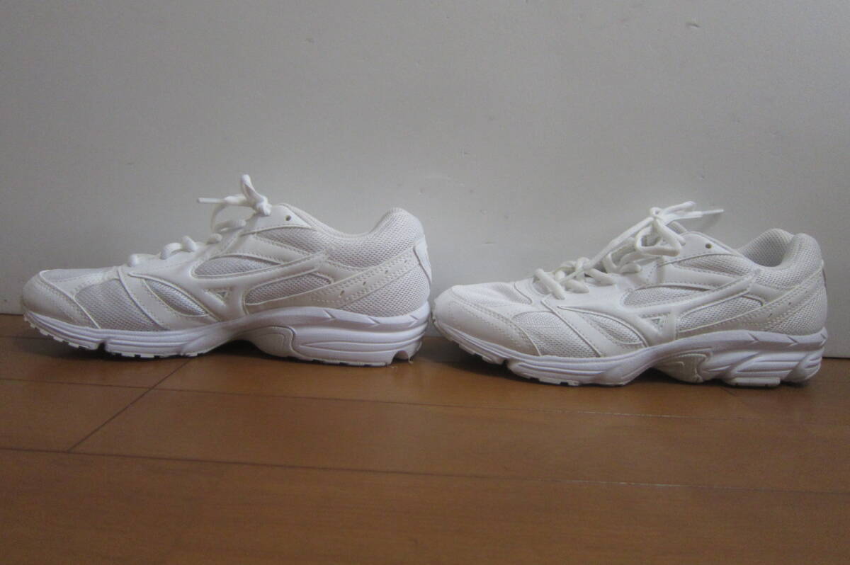 MIZUNO Mizuno K1GA180801 running shoes sneakers TRAD ROAD 10 white 23.O2404C