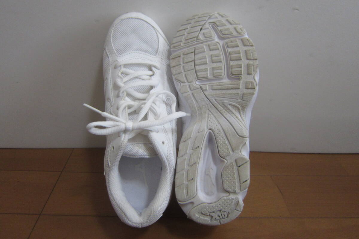 MIZUNO Mizuno K1GA180801 running shoes sneakers TRAD ROAD 10 white 23.O2404C