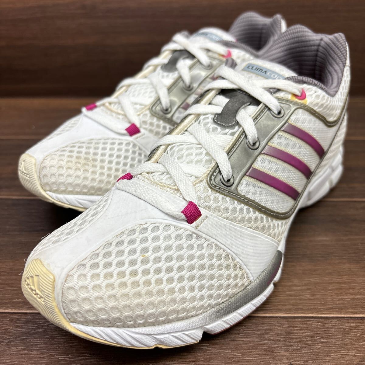 KT240305 D-58 adidas アディダス CLIMACOOL クリマクール メッシュ スポーツシューズ ランニングシューズ ホワイト レディース 24cmの画像2