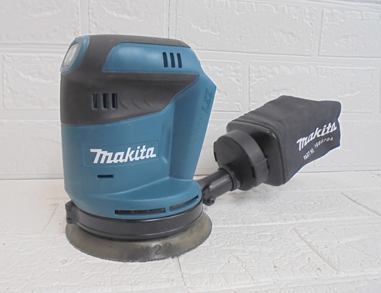 マキタ 14.4V 125mm充電式ランダムオービットサンダ BO140D 電動工具 makita 札幌市 白石店_画像1