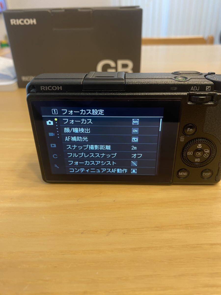 RICOH GRⅢ ジャンク品ですが撮影出来ます！ リコー GR3 の画像4