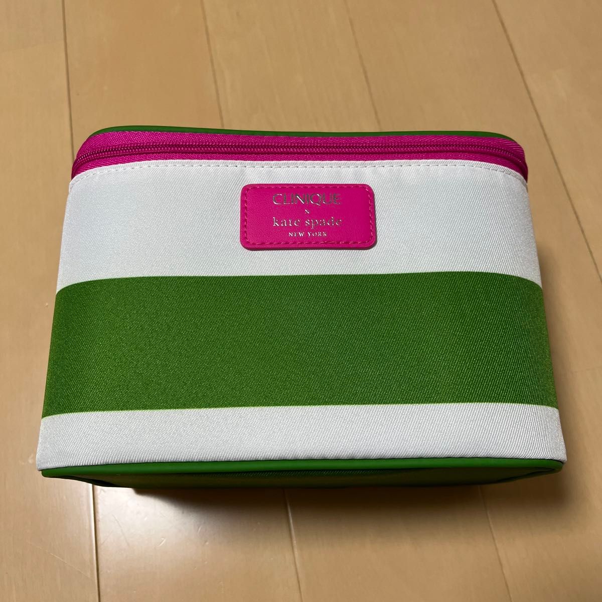 新品　クリニーク　ケイトスペードニューヨーク　CLINIQUE × kate spade NEW YORK  コラボ化粧ポーチ