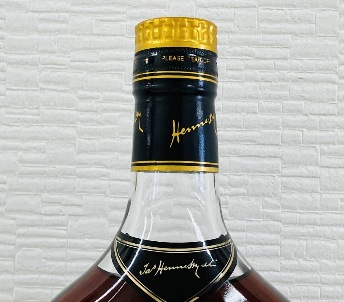 【送料無料!!】Hennessy ヘネシー XO 金キャップ クリアボトル 40度 700ml コニャック ブランデー 古酒 箱付き 未開栓の画像5