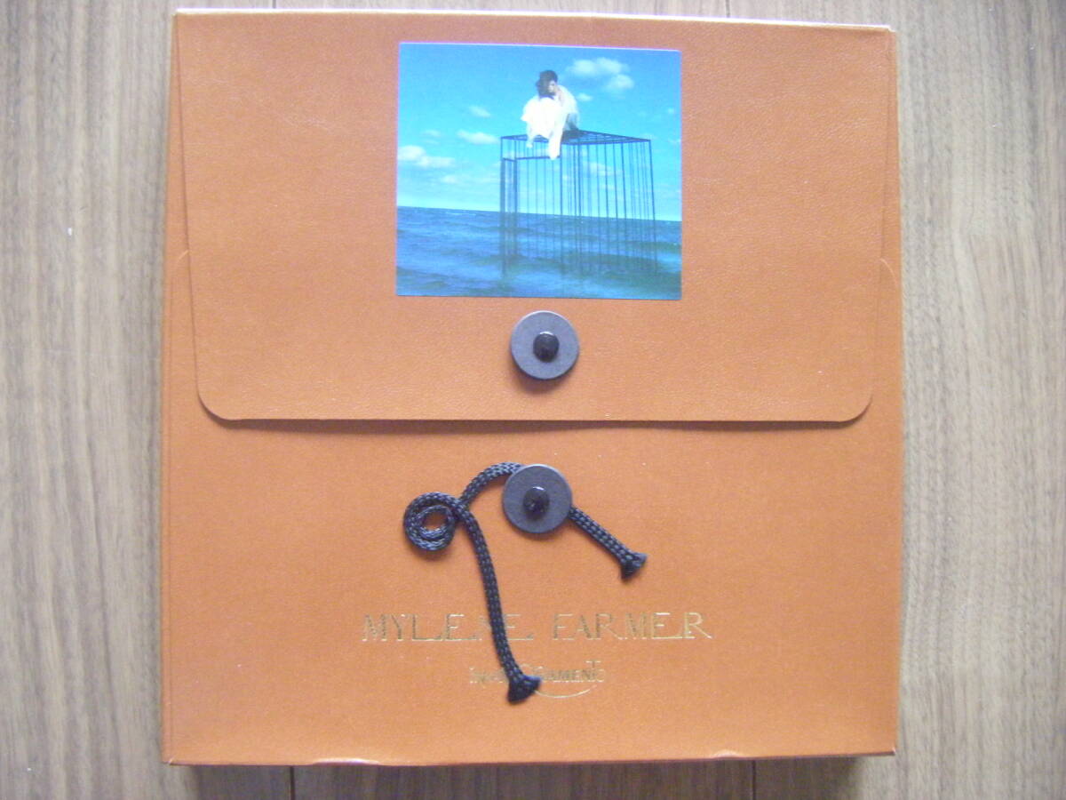 ★[開封未使用激レアBoxSet] Mylene Farmer/Innamoramento/Limited 3000/CD in Double Ring Type Booklet/ミレーヌ・ファルメールの画像2