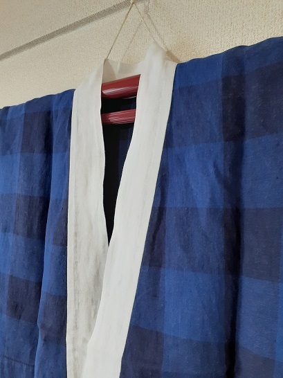 ハンドメイド　家庭洗濯可！ 麻100％長襦袢(紺）　替え袖付き