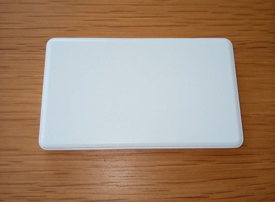 ジャンク品】モバイルバッテリー ソフトバンクホークス 柳田悠岐 ジャンク品】モバイルバッテリー ソフトバンクホークス 柳田悠岐