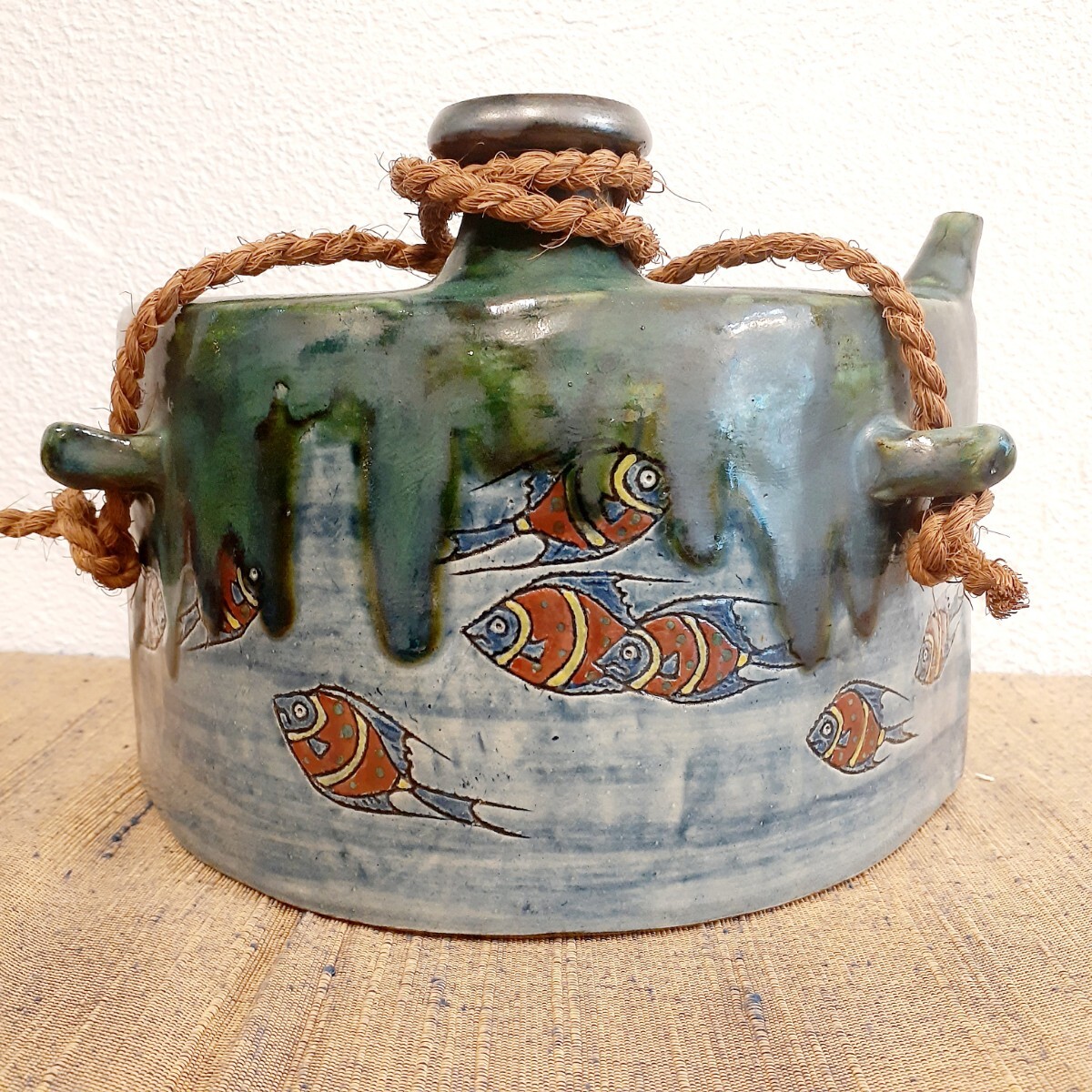 壺屋焼 抱瓶 小橋川清次 約H14.5cm×20cm 日本の陶磁 壺屋焼 抱瓶 小橋川清次 約H14.5cm×20cm 日本の陶磁