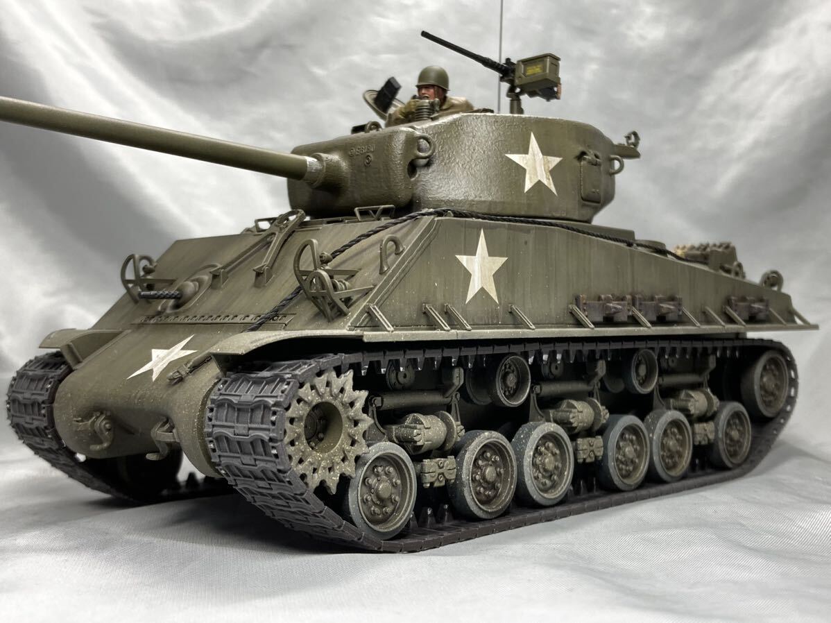 タミヤ 1/35 アメリカ陸軍 M4A3E8 シャーマンイージーエイト 完成品 戦車の画像10