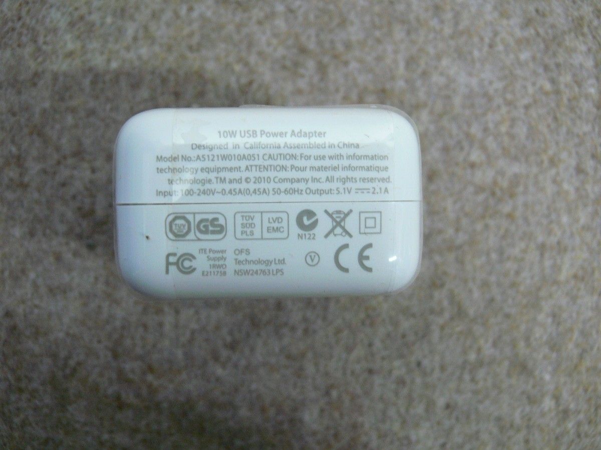 Apple 10W USB Power Adapter  A5121