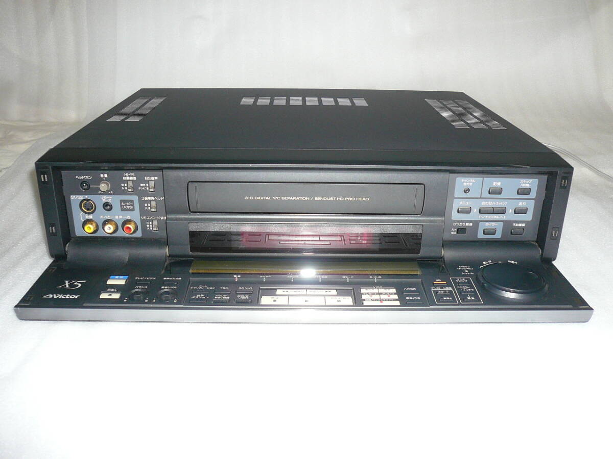 ビクター S-VHSビデオデッキ HR-X5 ジャンク品 通電不可 エンブレム欠品の画像3