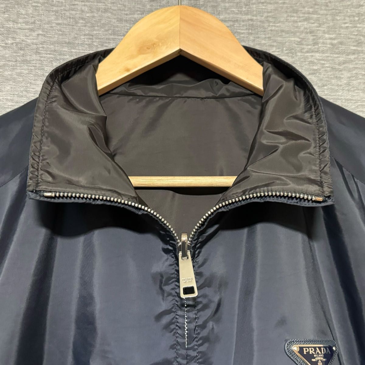 新品正規品 PRADA ナイロン ジャケット リバーシブル ブルゾン L 新品正規品 PRADA ナイロン ジャケット リバーシブル ブルゾン L
