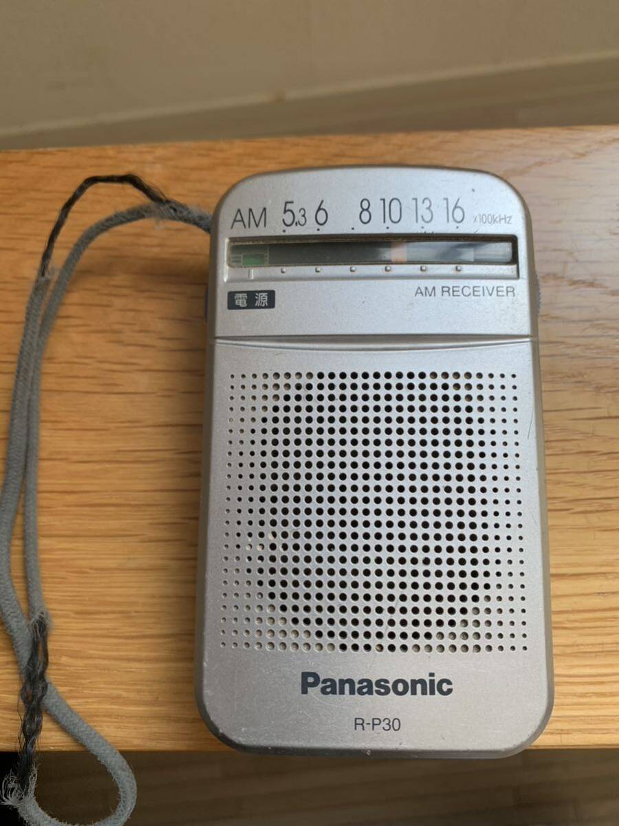 Panasonic パナソニック AM ポケットラジオ R-P30_画像1