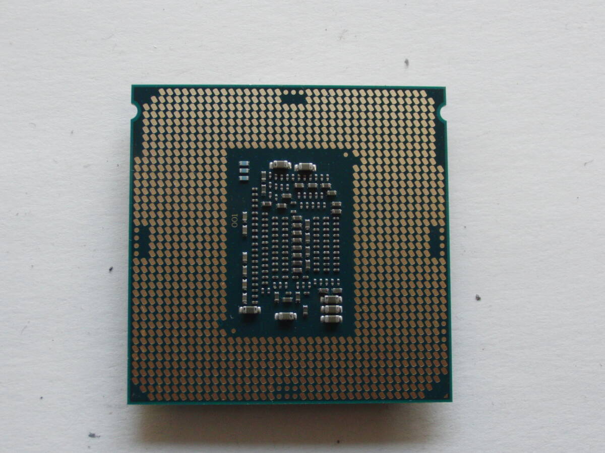 【取外し品】Intel Core i3-9100 CPU 3.60GHz SRCZR 134の画像2