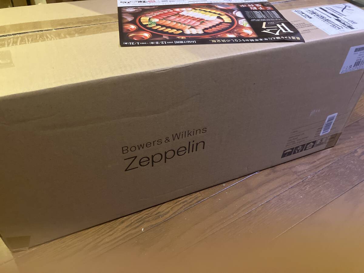Bowers & Wilkins Zeppelin Wireless Music System with Apple AirPlay 2 and Blの画像6