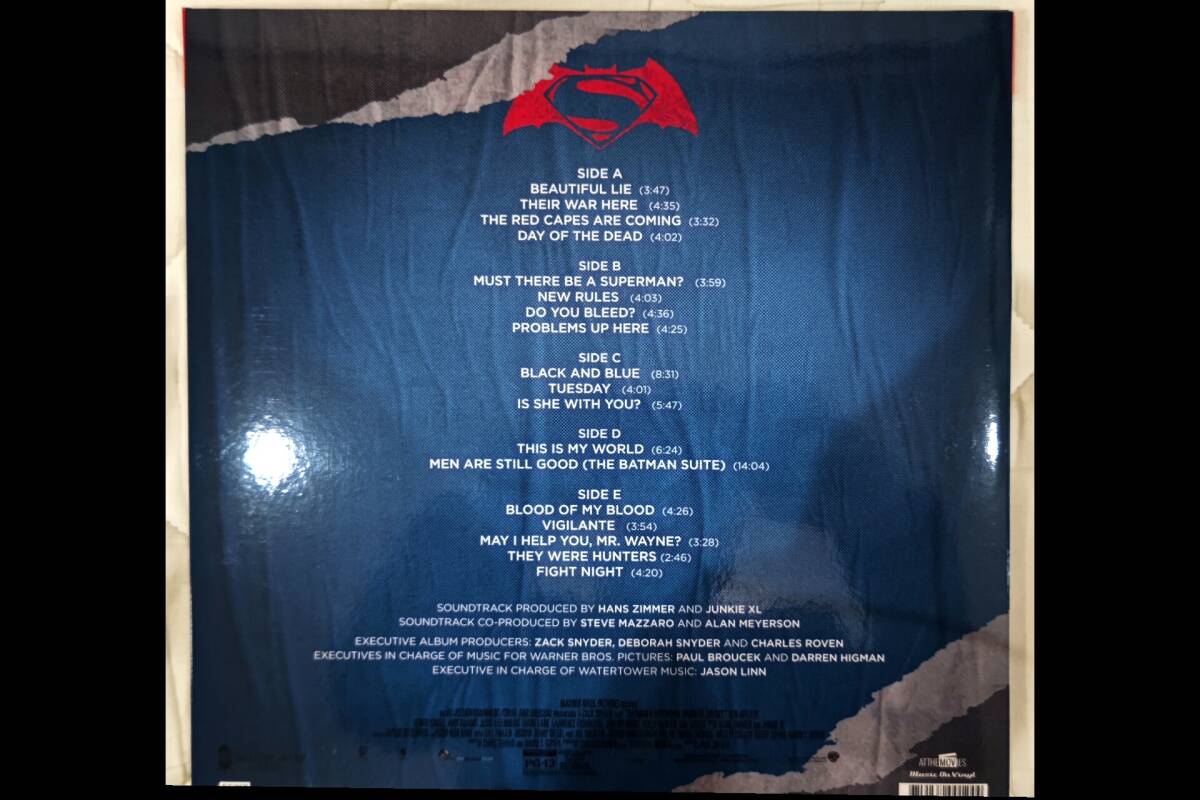 レコードLP ハンス・ジマー 「バットマンVSスーパーマン ジャスティスの誕生」 EU盤 SONY ３LPｓの画像2