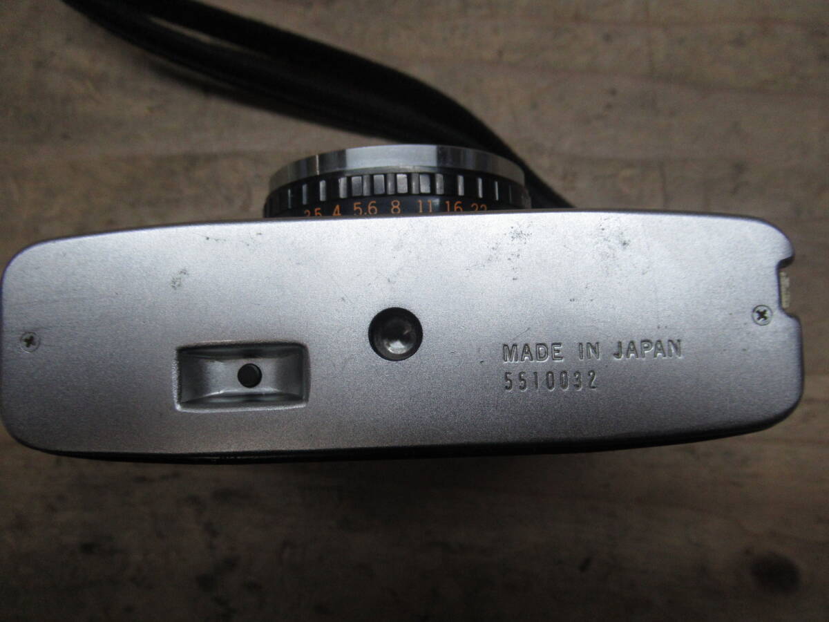 動作未確認 OLYMPUS PEN オリンパス ペン D.Zuiko 28mm F3.5 コンパクト フィルムカメラ EE-3 管理6HY0427E23の画像4