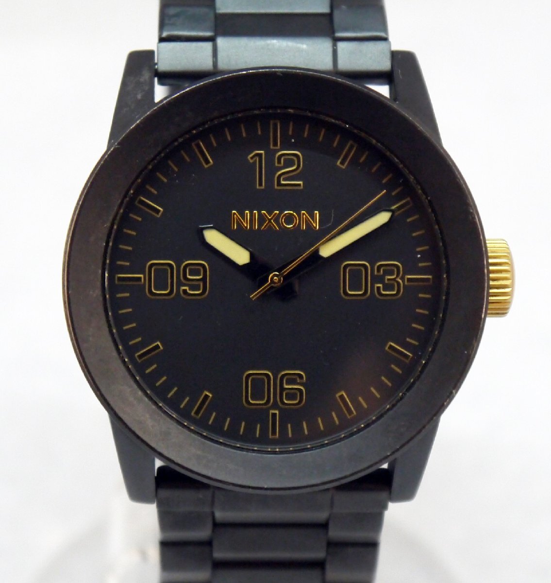 定型外送料無料 USED品・保管品 NIXON ニクソン IN THE HOTZONE THE PRIVATE プライベート クオーツ 腕時計 3針 動作品 ダメージありの画像2