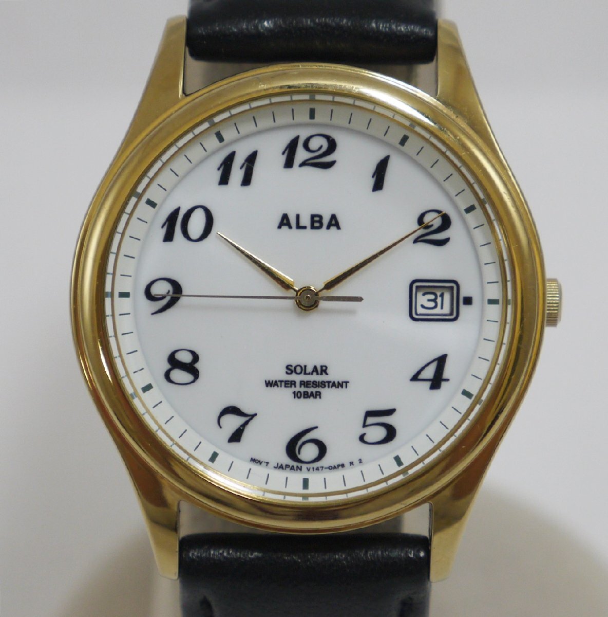 定形外送料無料 USED品・保管品 SEIKO セイコー ALBA アルバ V147-0AJ0 ソーラー3針 腕時計 デイト レザーベルト 白文字盤 動作品の画像2