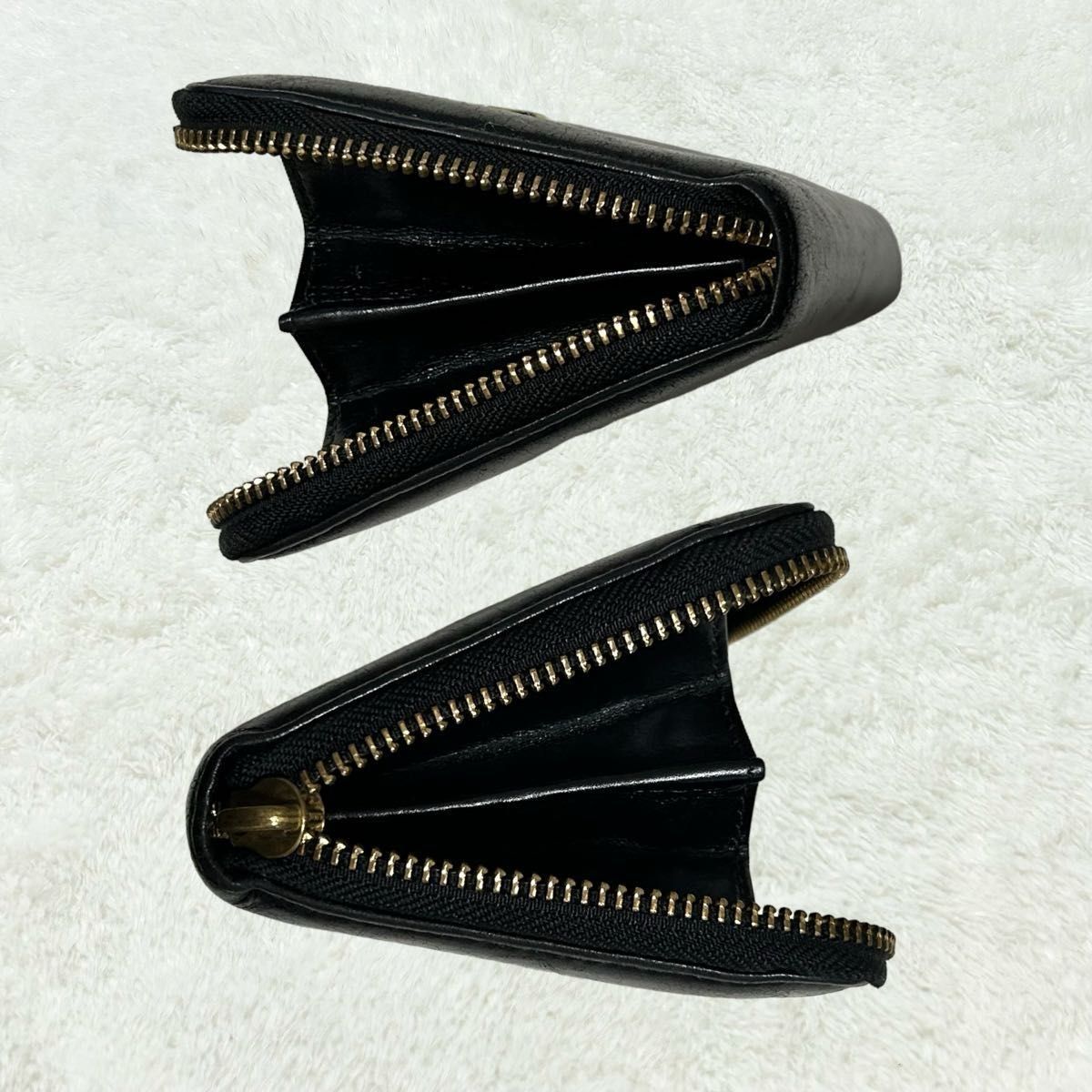 TORY BURCH トリーバーチ ゴールドロゴ ラウンドファスナー TORY BURCH トリーバーチ ゴールドロゴ ラウンドファスナー