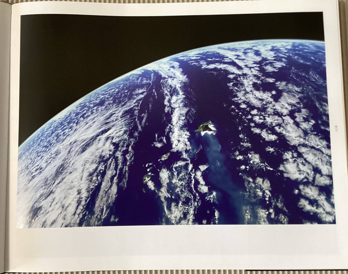 「プラネットフォール 惑星着陸」 大型本天体写真集 マイケル・ベンソン撮影 新潮社版 「PLANET FALL」_画像2