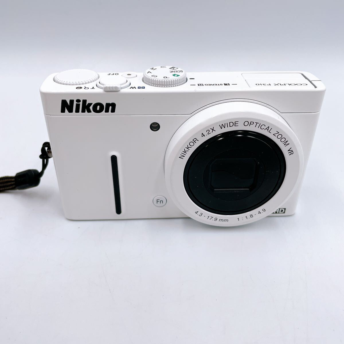 Nikon COOLPIX P310 White コンパクトデジタルカメラ デジタルカメラ ホワイト ボディ 動作品 _画像2