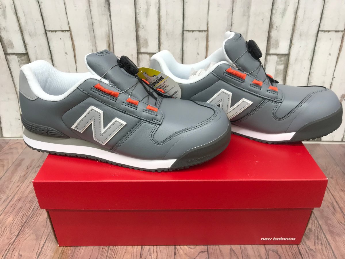 ★即決価格★ニューバランス　未使用　BS-818　安全靴　26.5cm　EEE　グレー　new balance　※汚れ有 画像7枚目【ハンズクラフトうるま】_画像3