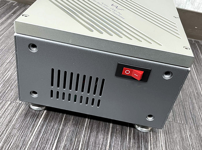 7310円 □中村製作所 Aclear 1000 Pro アイソレーショントランス 7310円 □中村製作所 Aclear 1000 Pro アイソレーショントランス
