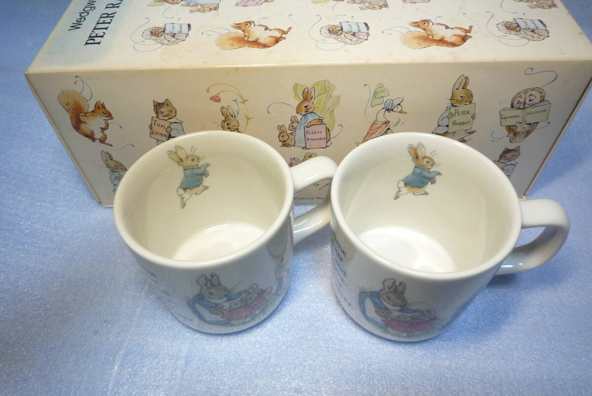 ウェッジウッド WEDGWOOD ピーターラビット　旧刻印　マグカップ ペアセット 箱付き_画像3