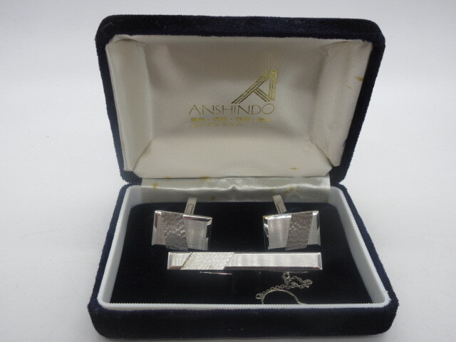  beautiful goods [ commodity weight 18.4g 14KWG cuffs / Thai tweezers ]14 gold white gold accessories case go in.