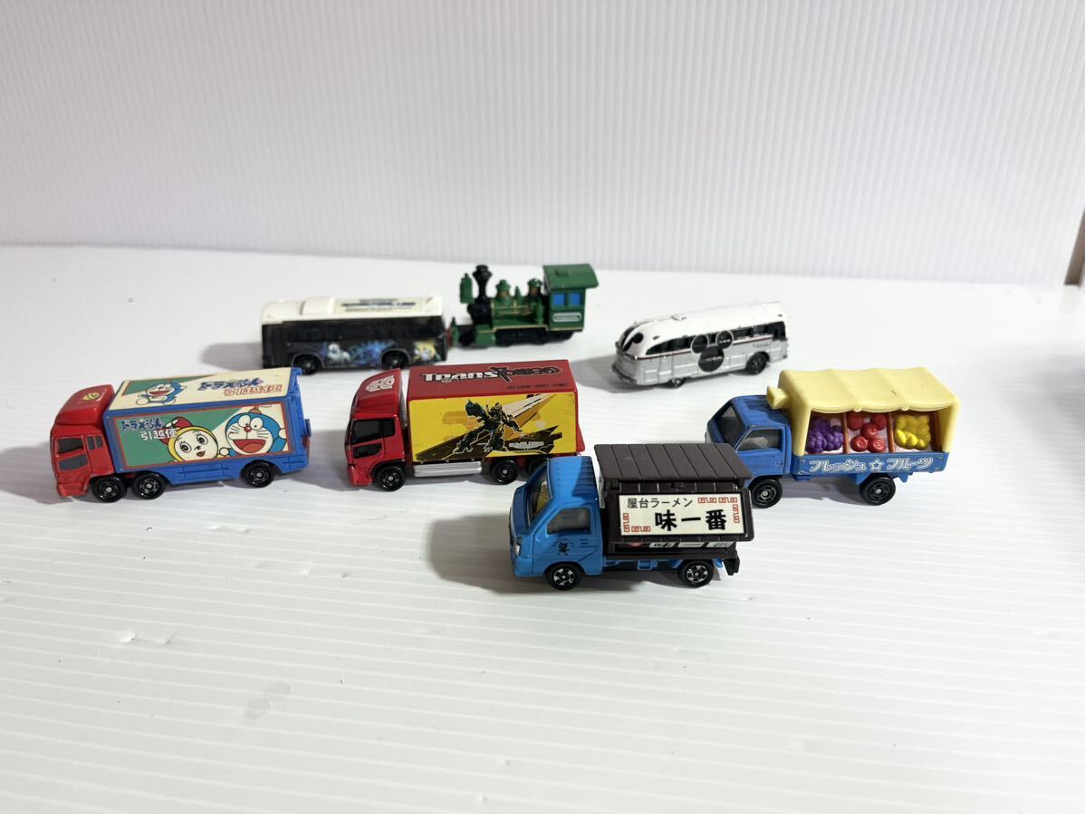 ◎1円〜トミカ 色々 180個まとめて 中古 ジャンク品 ミニカー TOMICA パトカー 乗用車 トラック バス ディズニー ◎_画像8