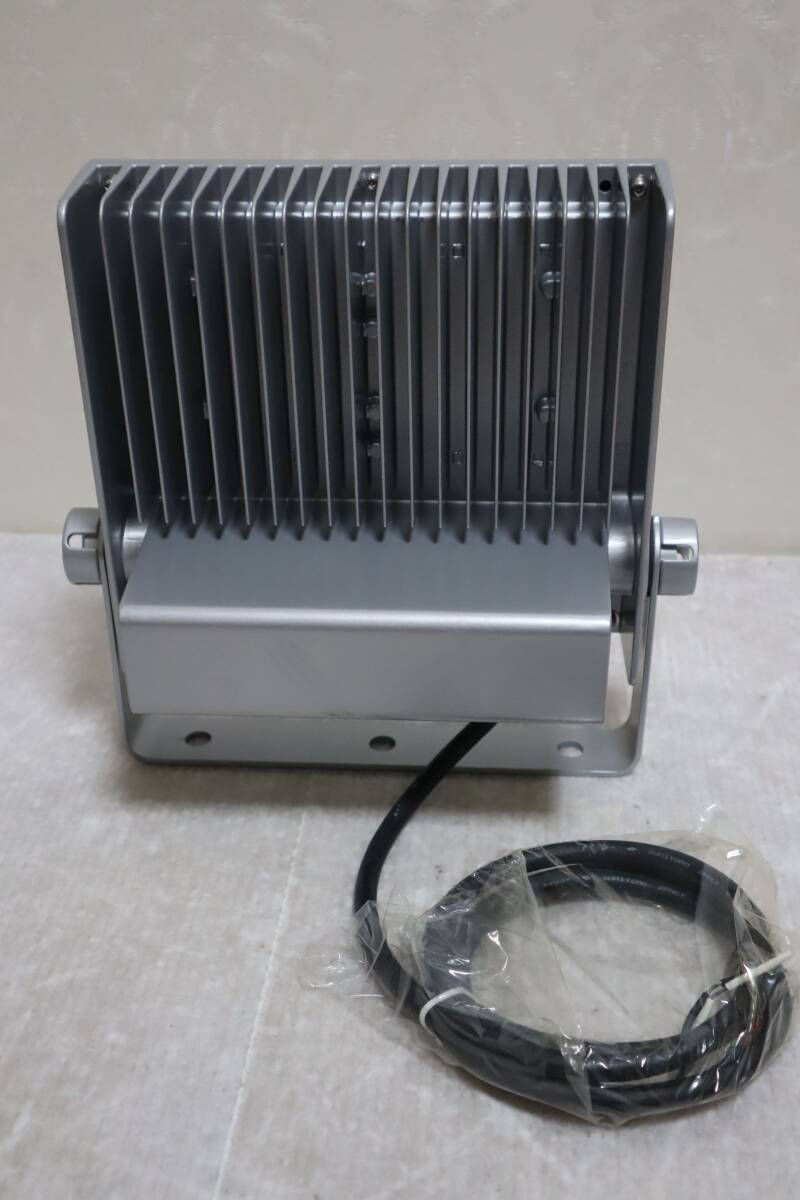 S0162(3) Y [ unused goods ] Toshiba lai Tec LEDS-08908LN-LS9 LED small shape floodlight 6250Lm 104.1lm/W rating life span :60,000 hour reference price :68500 jpy 