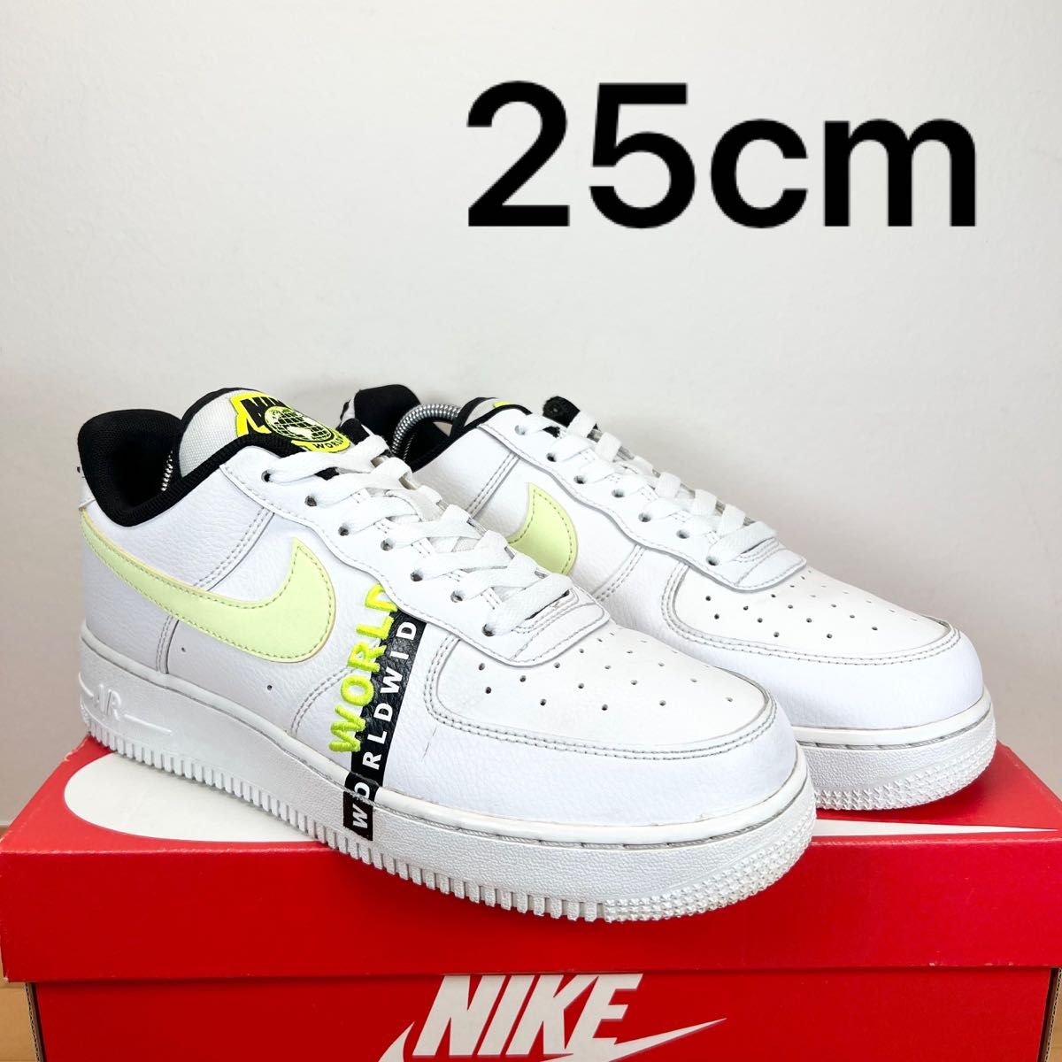 美品 NIKE エアフォース1 美品 NIKE エアフォース1