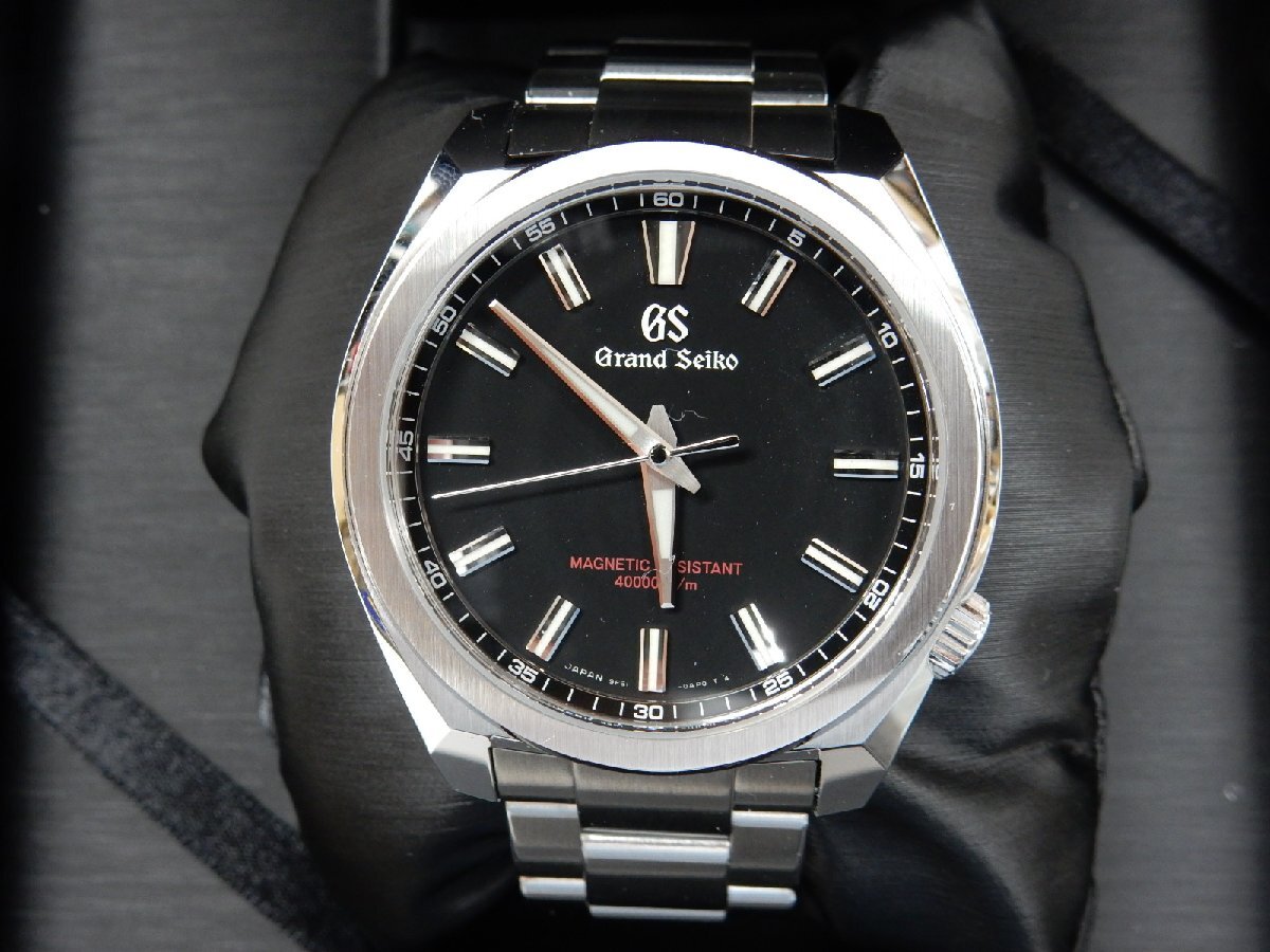 24年2月公式メンテ済【美品】グランドセイコー Grand Seiko スポーツコレクション クォーツ SBGX343 23年4月購入 ブラック メンズ 腕時計の画像1