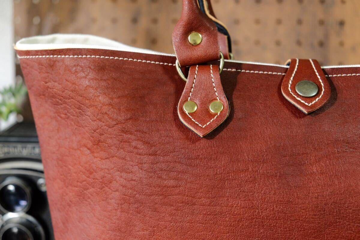 * carefuly selected * Italy production . gram Brown shrink book@nme leather tote bag L size high capacity A4 author handmade * made in Japan canvas bag hand made 